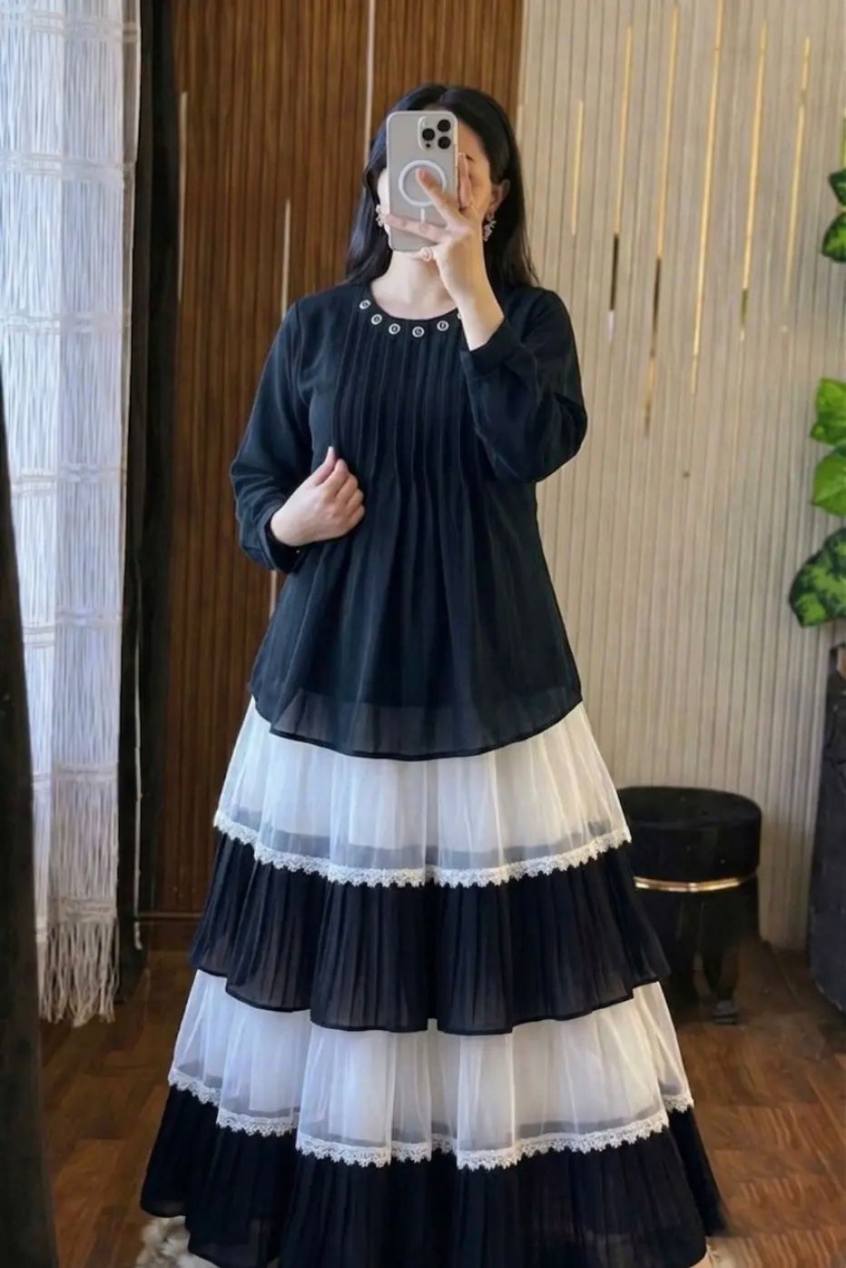 Tops and Skirt Set (3) Tops and Skirt Set (3)