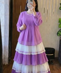 Trendy Ladies Tops & Skirt (2)