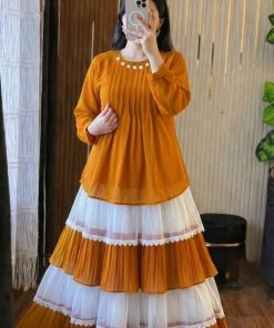Trendy Ladies Tops & Skirt