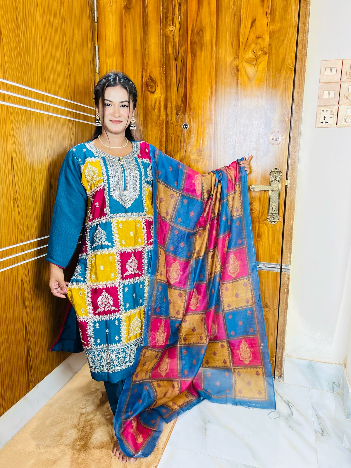 Georgette Embroidery Three Piece (4) Georgette Embroidery Three Piece