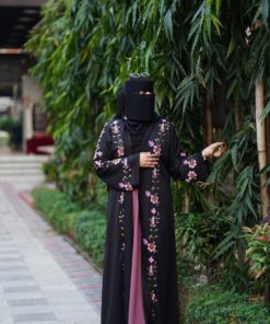 Muslima Dubai Embroidered Burqa Set